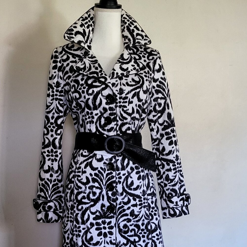 Vertigo Paris Women Black white Floral Print Trench Coat Size M